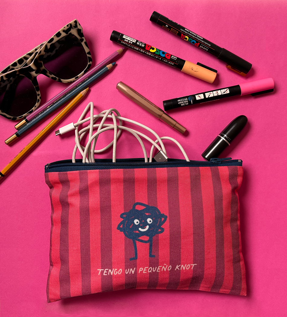 Estuche "Tengo Un Pequeño Knot"