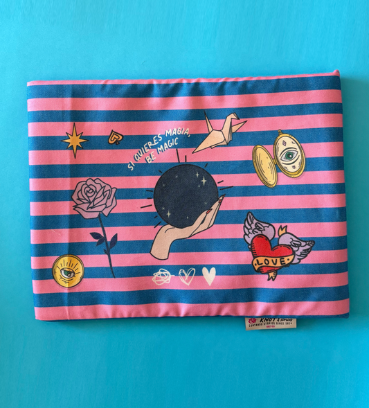 Funda Notebook "Si Quieres Magia, Be Magic"