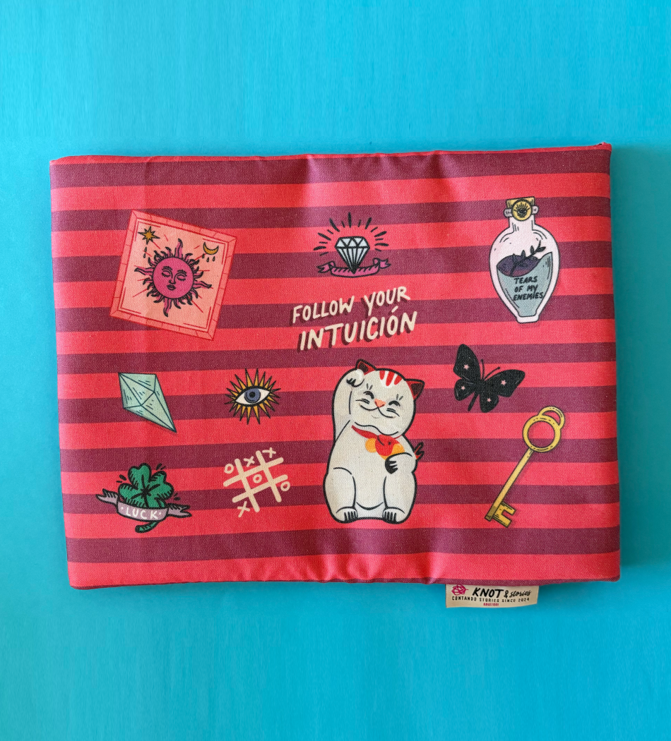 Funda Notebook Maneki Neko