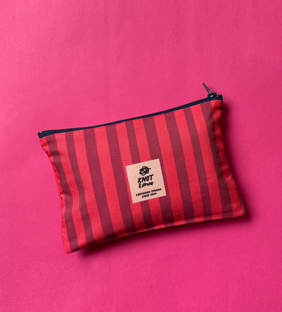 Estuche "Tengo Un Pequeño Knot"