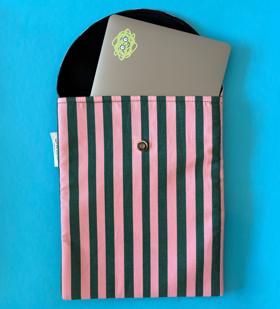 Funda Notebook Ají "Que Nada Te Pique"